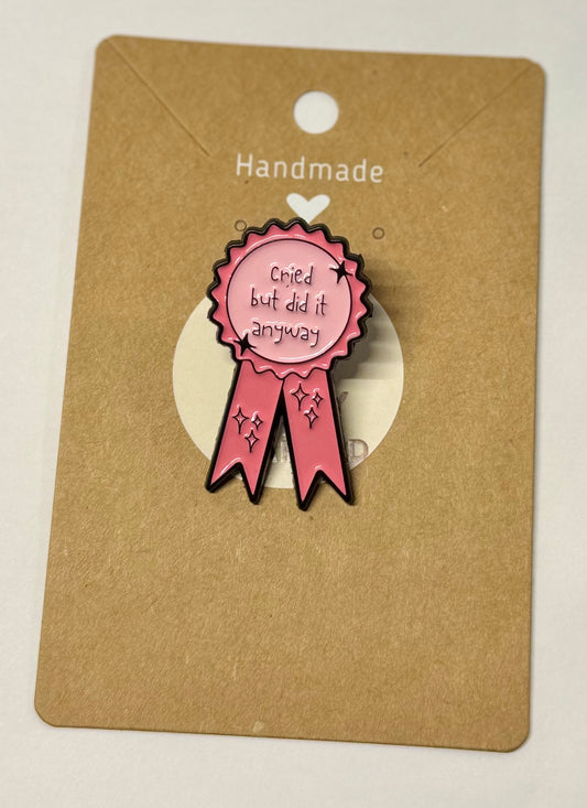 Ribbon Pin